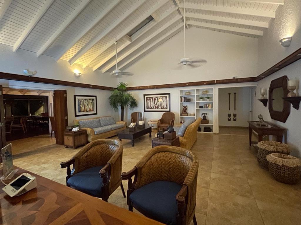 קולברה Club Seabourne Hotel מראה חיצוני תמונה